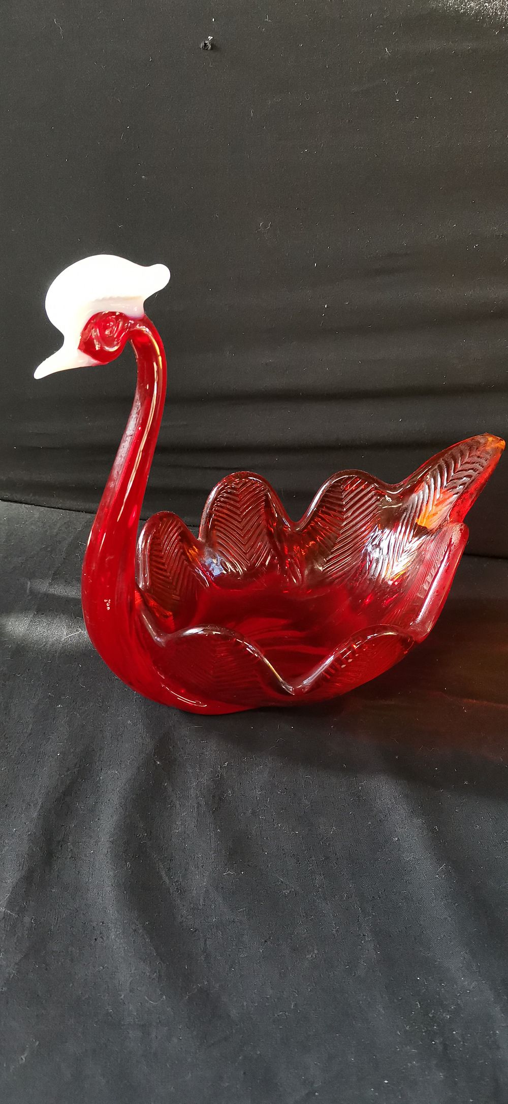 Lot 158: Fenton Ruby Red Amberina Glass Swan Trinket Dish