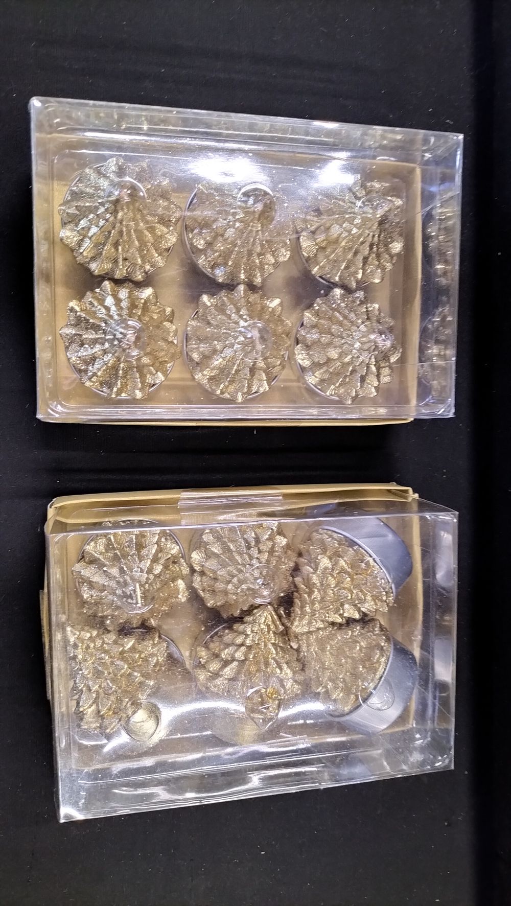 Lot 324: A Pair of Boxes of Melinera Gold Tree Festive Tealights