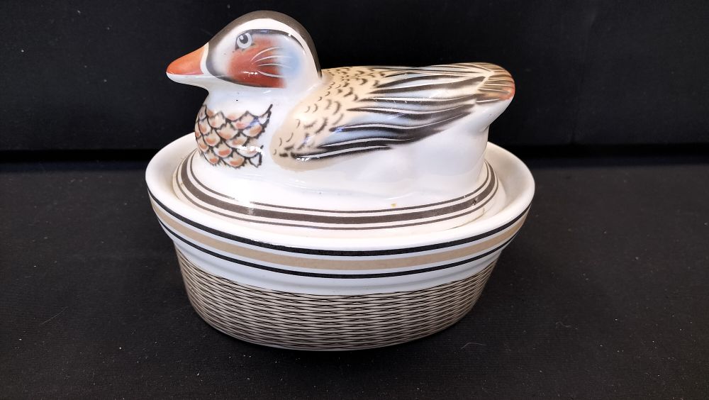 Lot 325: Ceramic Duck Terrine Dish