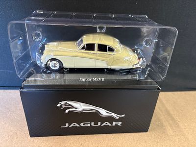 Atlas Editions 1/43 Scale Jaguar MkVII Die-cast Model Car. A 1/43 scale Atlas Editions die-cast 