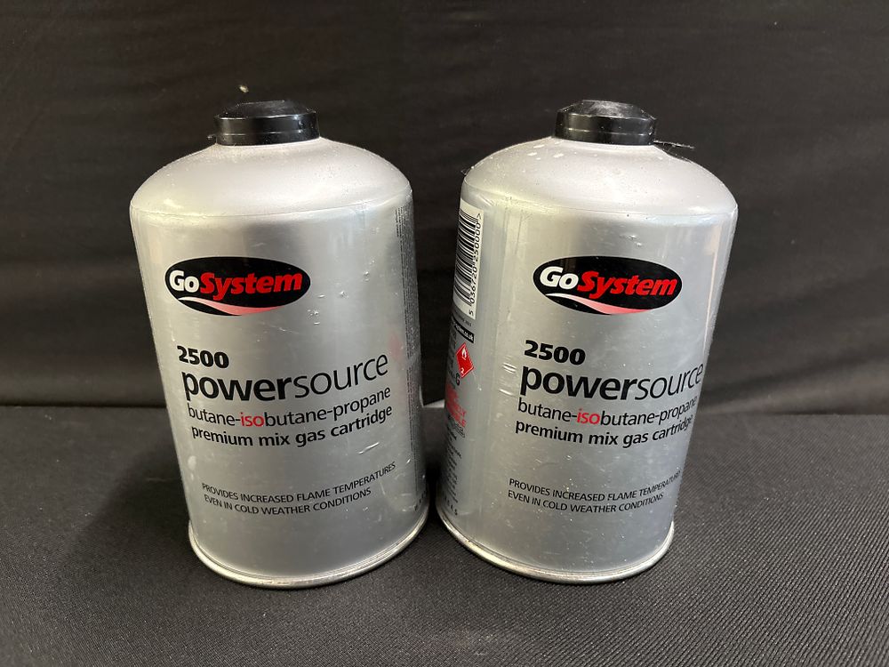 Lot 187: A Pair of GoSystem 2500 Powersource Premium Mix Gas Cartridges, Modern