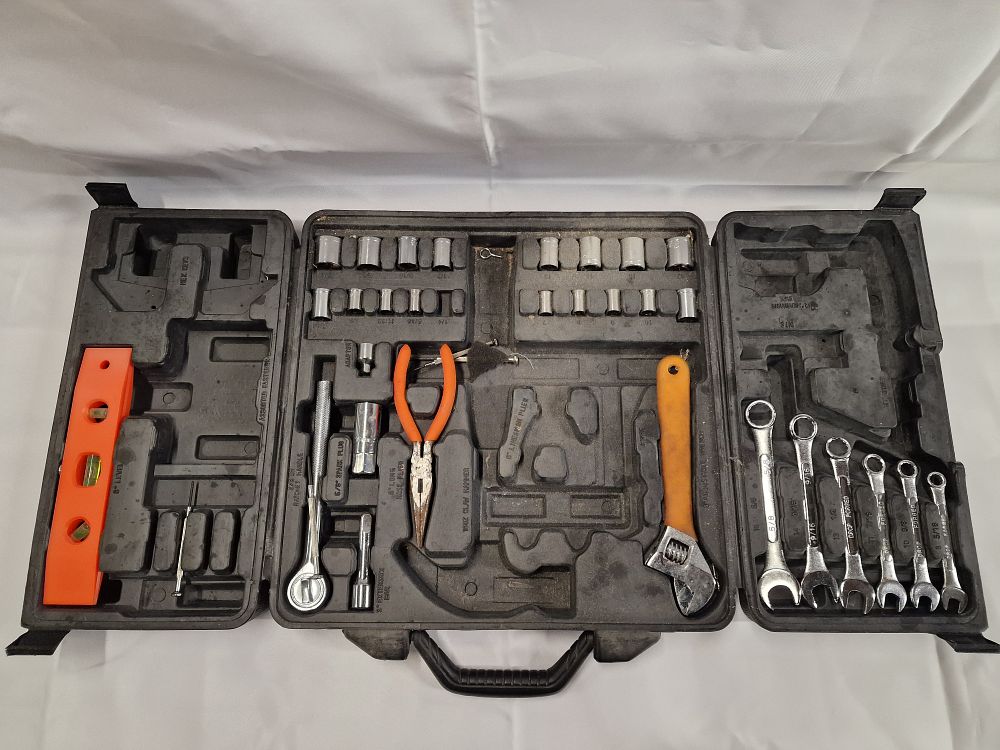 Lot 296: A Collection of Hand Tools in a Plastic Case