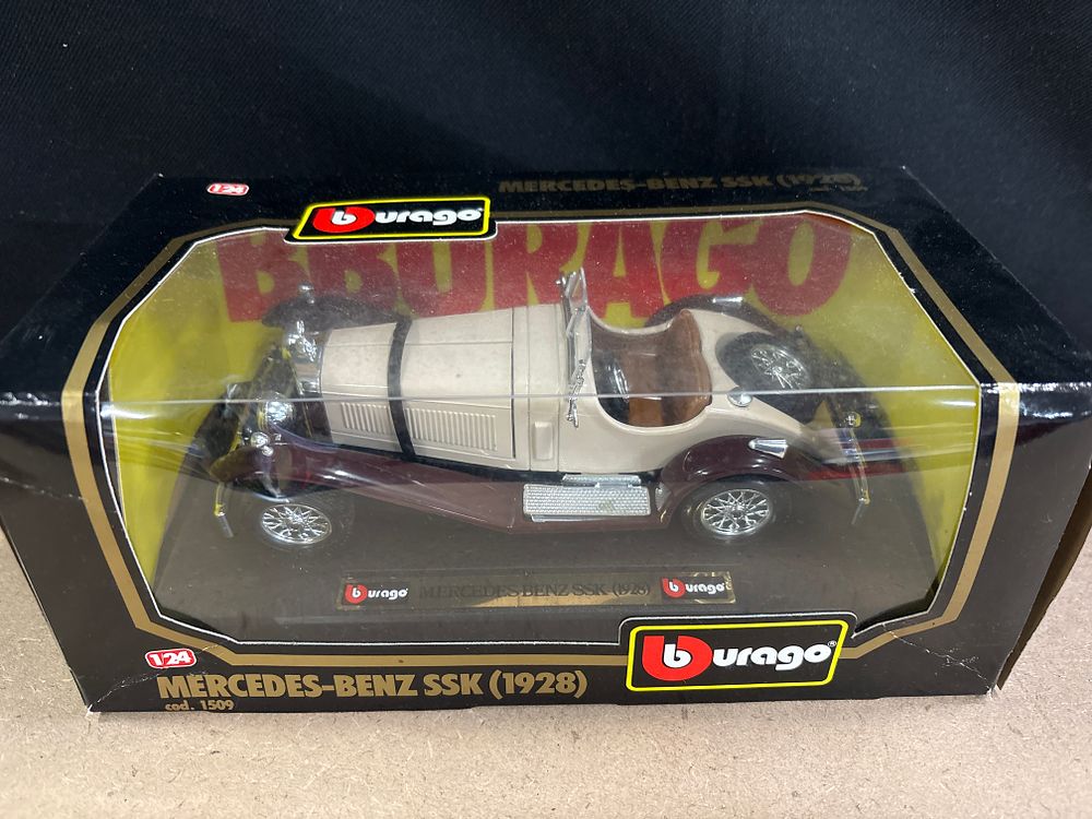 Lot 275: Bburago 1928 Mercedes-Benz SSK Die-cast Model Car, Late 20th Century