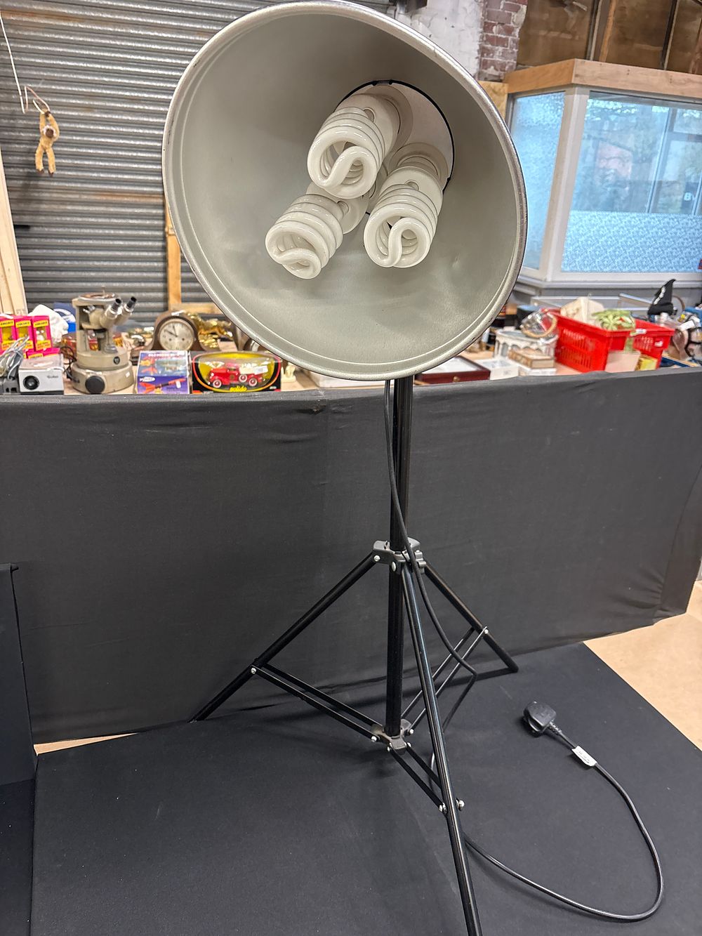 Lot 325: Unbranded Modern Professional Black Photography Light Studio Floodlight with Tripod Stand