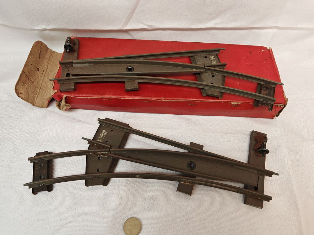 Lot 344: Pair of Hornby O Gauge Manual Railroad Track Switches