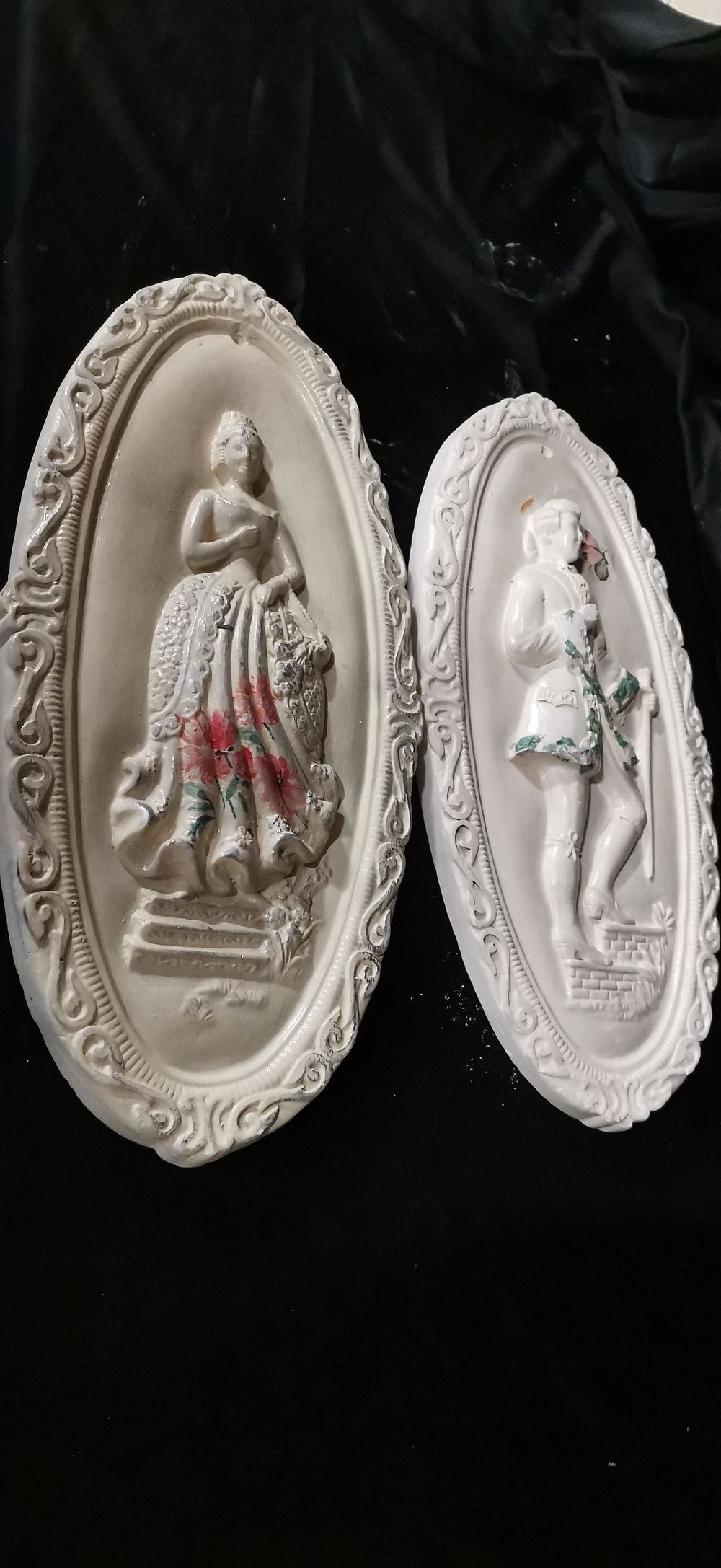 Lot 155: A Pair of Oval Bas-Relief Period Dress Wall Plaques