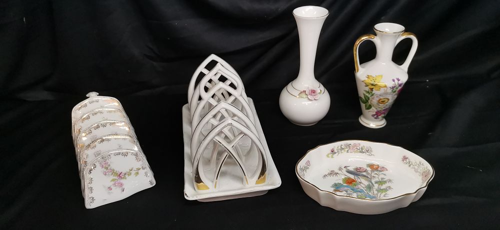 Lot 185: A Collection of White Porcelain Decorative Items and Tableware