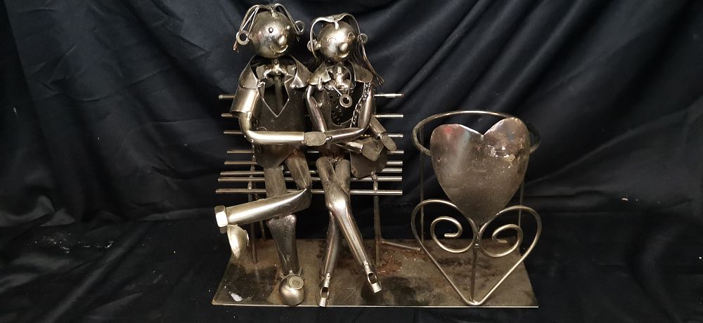 Lot 191: Brubaker Metal Wine Bottle Holder Couple on a Bench
