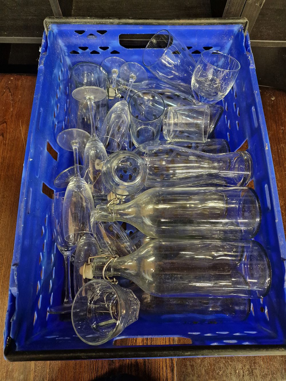 Lot 387: Selection of Glasses and Bottles