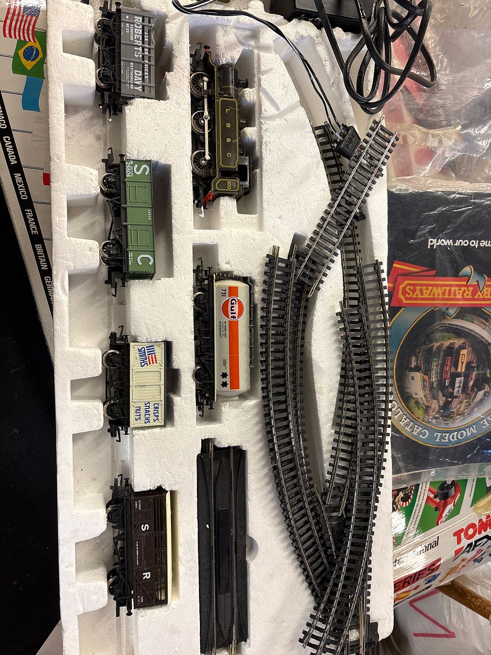 Lot 218: Hornby Railways OO Scale Freight Train Set with LBSC Locomotive and Rolling Stock