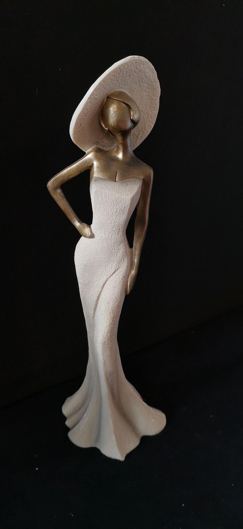 Lot 442: Stylised Virtuous Woman Figurine in White and Gold