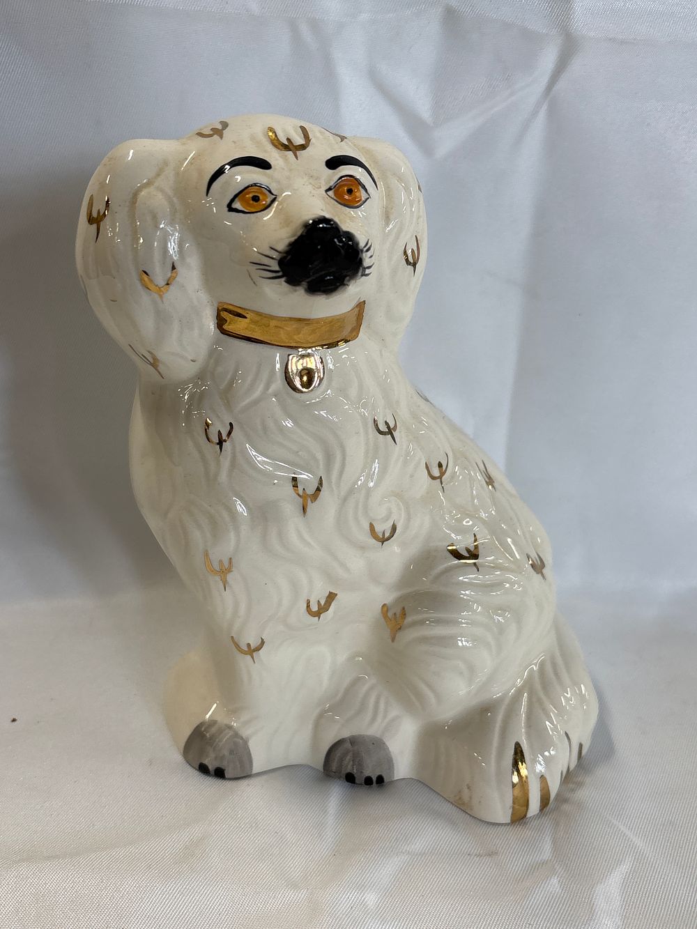 Lot 275: Beswick Staffordshire Ware Ceramic Spaniel Figurine