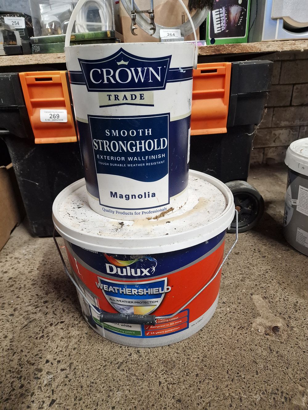 Lot 280: Two tubs of Crown Trade Stronghold and Dulux Weathershield masonry paint