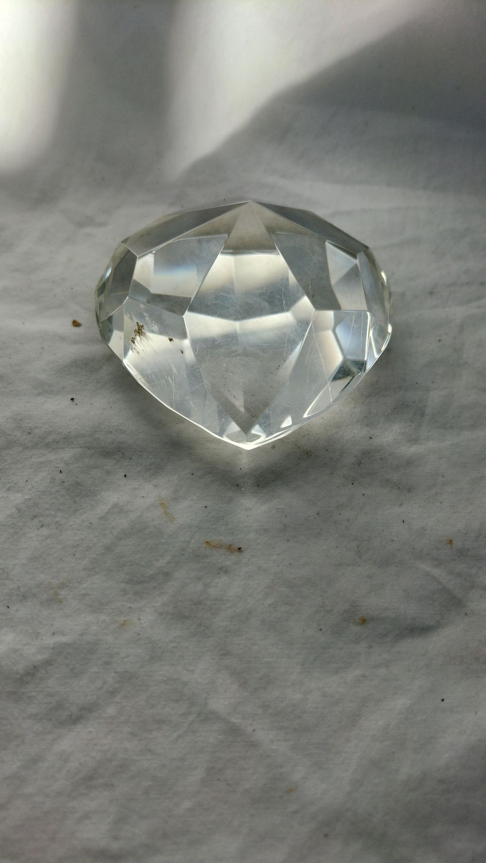 Lot 282: A Large Faceted Clear Glass Gemstone Paperweight
