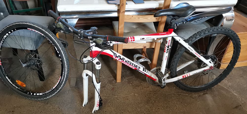 Lot 298: Whistle Sauk 1383D Mountain Bike. COLLECTION ONLY