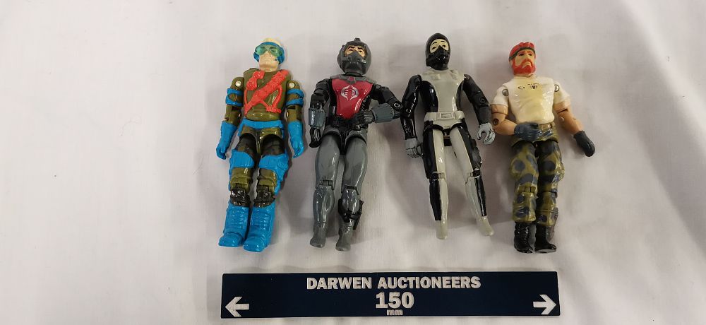 Lot 327: A Group of Vintage Hasbro G.I. Joe Action Figures