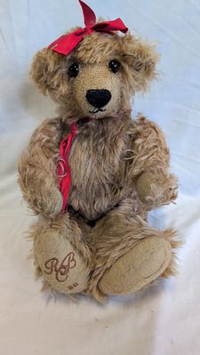 Romsey Bears Collectors Club Jointed Mohair Teddy Bear 1998. A Romsey Bears Collectors Club 