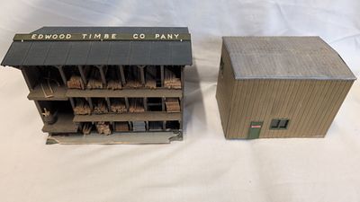 Atlas HO Scale Lumber Yard and Office Building Set. A pair of plastic model railway buildings in 