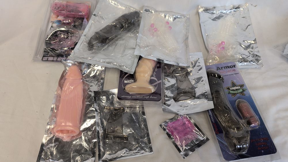 Lot 303: Selection of Brand New, Unused Adult Toys