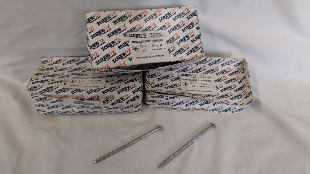 Lot 314: A Collection of Screwfix Direct Quicksilver Prodrive Countersunk Screws