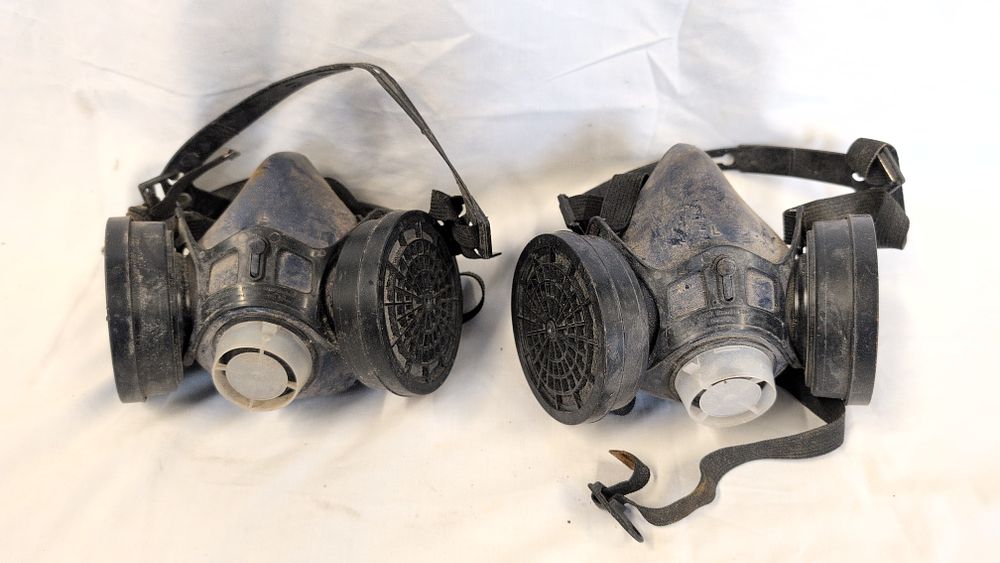 Lot 315: A Pair of Willson T011-6000 Industrial Half-Face Respirator Masks