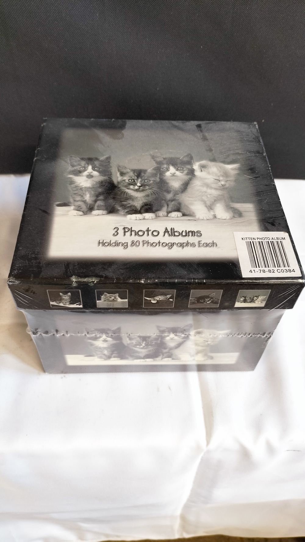 Lot 561: A Boxed Set of Three Kitten Themed Photo Albums and Keepsake Box
