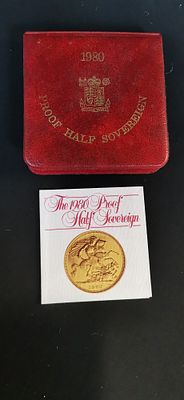 A Royal Mint 1980 Proof Half Sovereign Box and Certificate. A red Royal Mint presentation box 