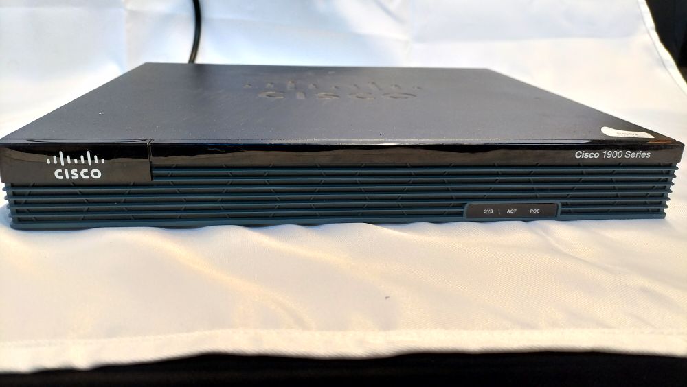 Lot 782: Cisco 1921 Integrated Services Router 1900 Series