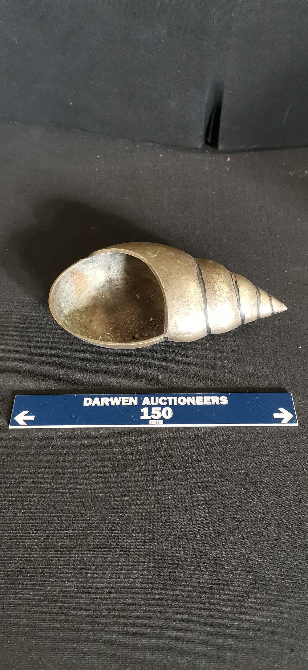 Lot 400: A Vintage Cast Brass Conch Shell Decorative Dish