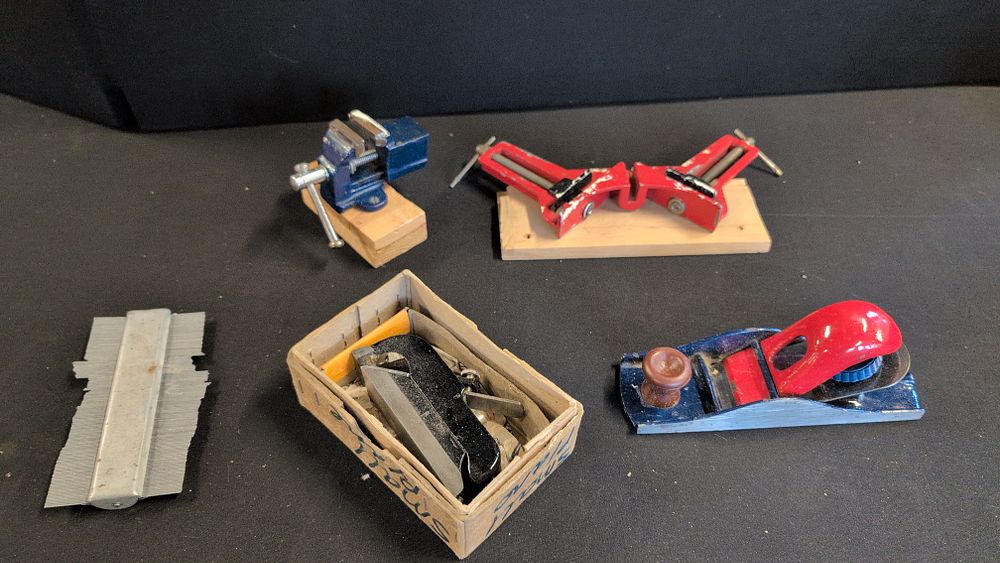 Lot 383: A Collection of Small Vintage Workshop and DIY Hand Tools including a Stanley Bullnose Plane