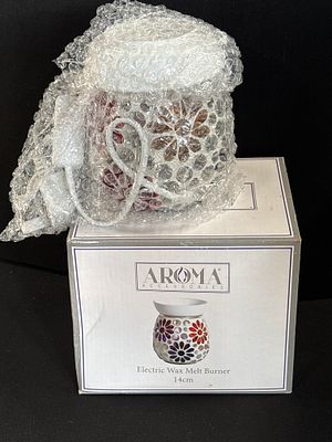 Aroma Accessories Mosaic Floral Glass Electric Wax Melt Burner, 14cm. An Aroma Accessories 