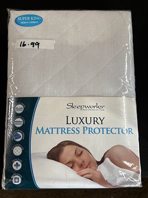Sleepworks Luxury Super King Size Mattress Protector. One Sleepworks Luxury Mattress Protector 