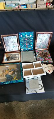 An Assortment of Decorative Picture Frames. This lot consists of an assortment of various 