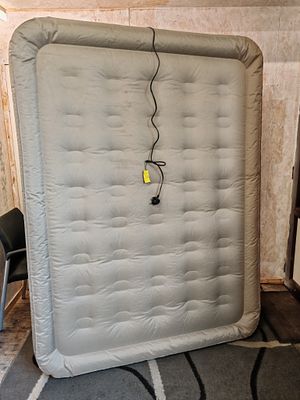 Bestway Inflatable Double Airbed with Built-in Electric Pump and Carry Bag. . GWO