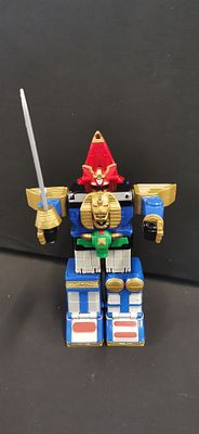 Bandai Power Rangers Zeo Megazord Action Figure. A vintage Bandai action figure of the Zeo 