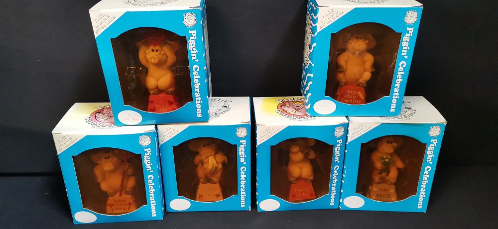 Lot 584: A Collection of Six Piggin' Celebrations Boxed Figurines by David Corbridge