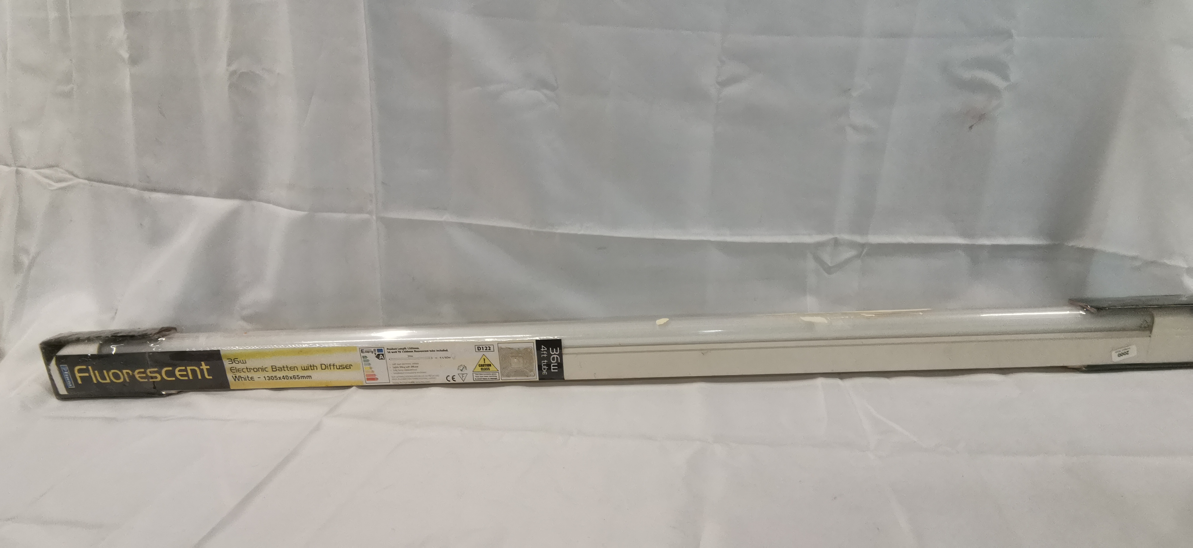 Eterna Lighting D122 Electronic Batten Light Fixture with Diffuser. COLLECTION ONLY