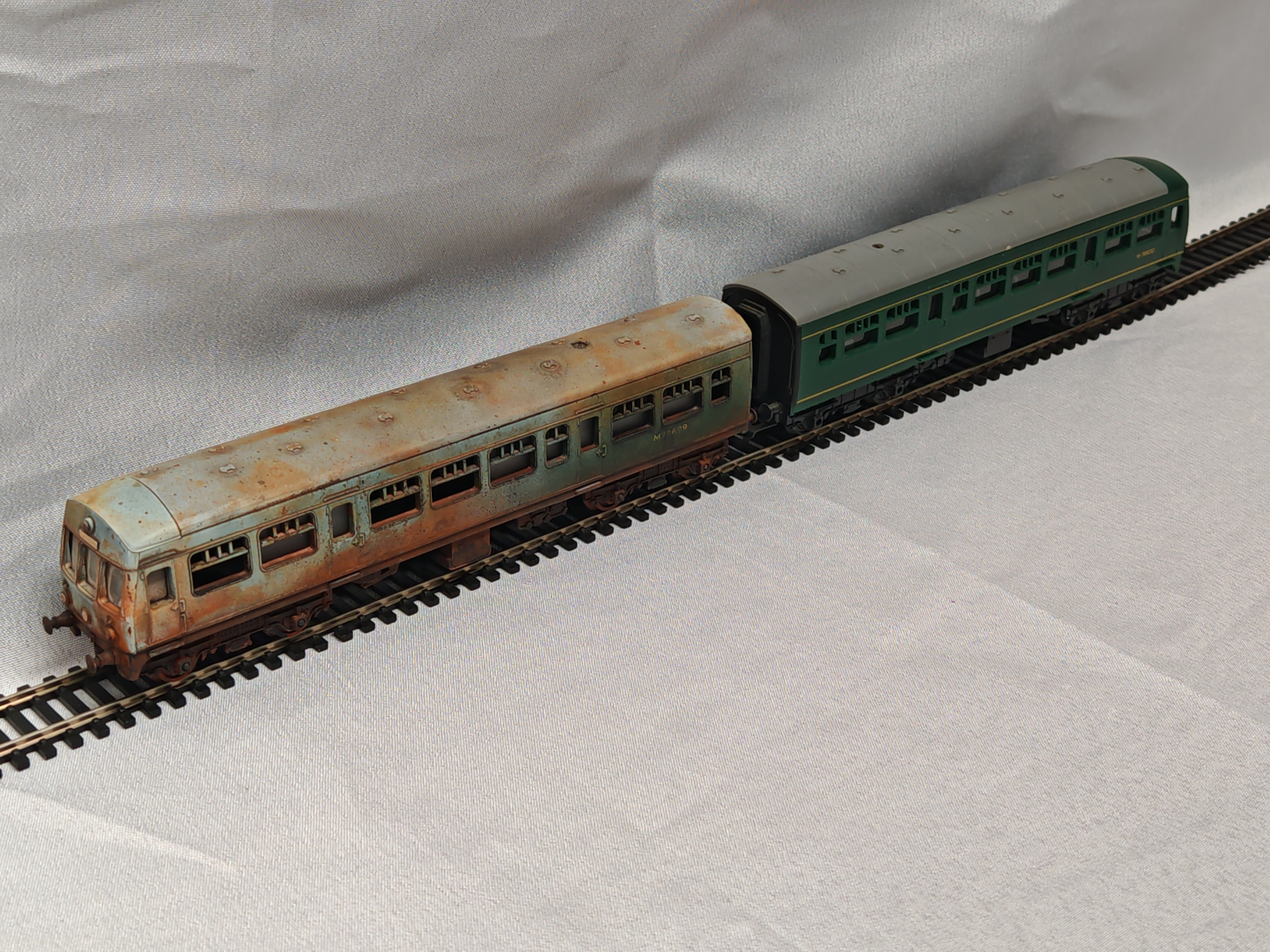 A Pair of OO Gauge British Rail Class 101 Diesel Multiple Unit Non-Powered Carriages