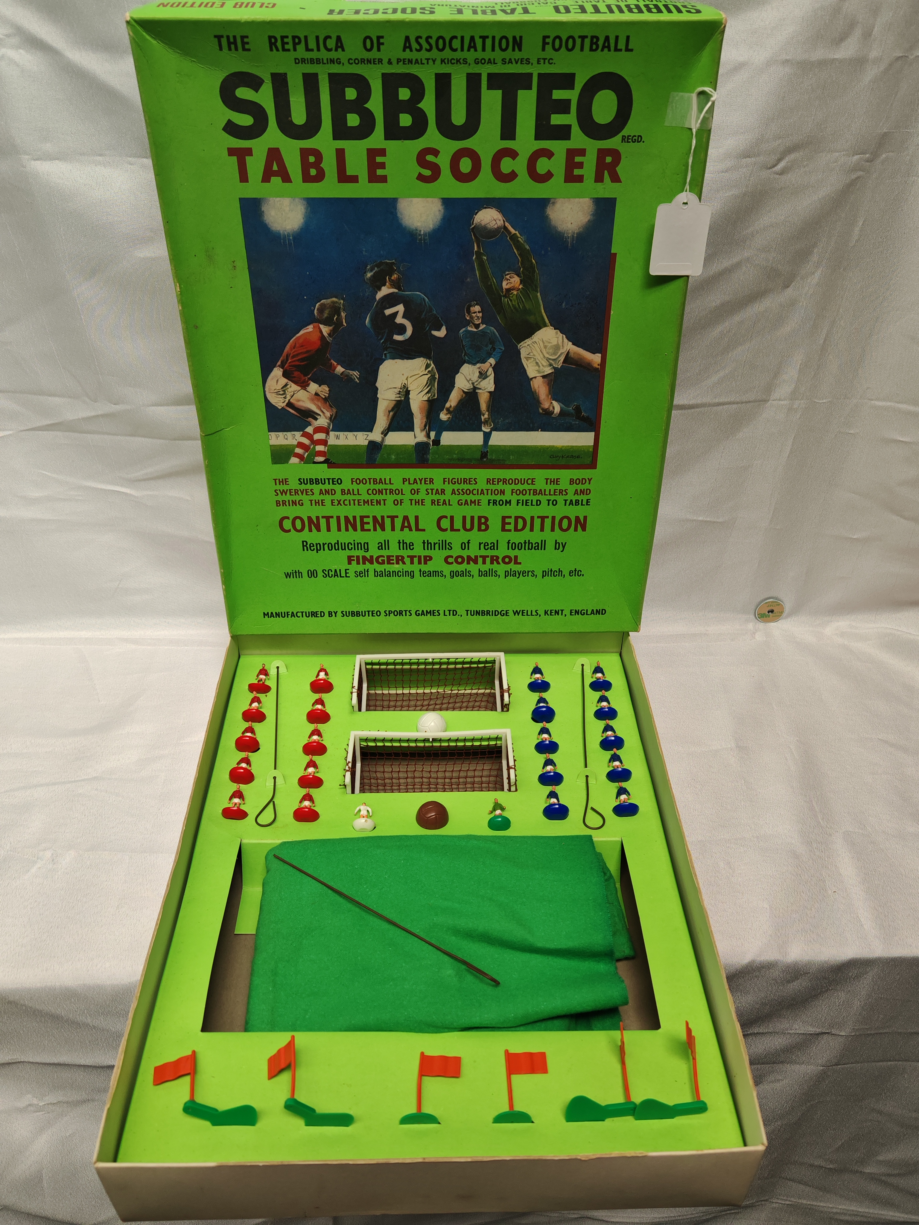 Subbuteo Table Soccer Continental Club Edition with Original Box