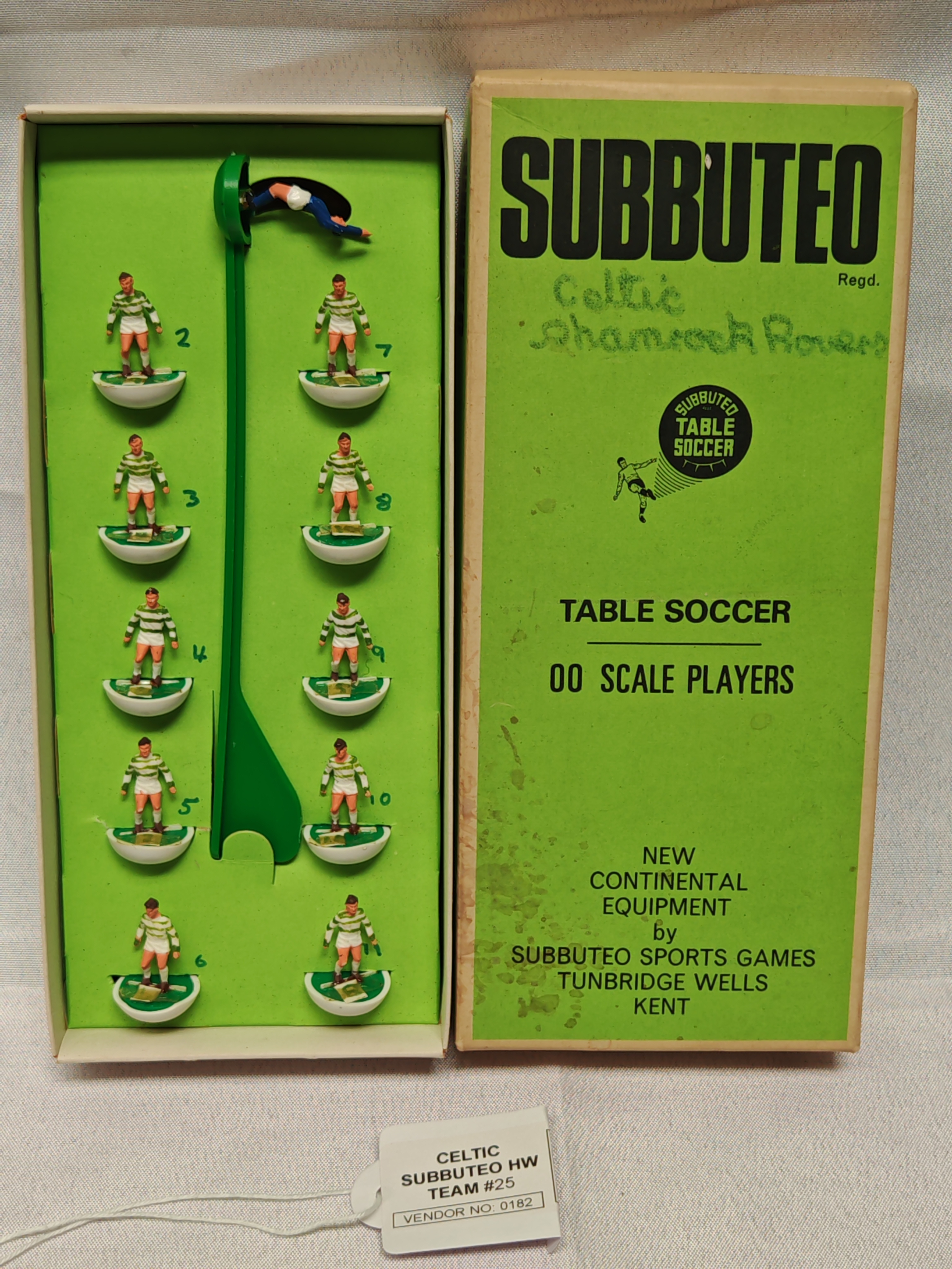 Vintage Subbuteo Heavyweight Team Ref. #25 Celtic, Shamrock Rovers