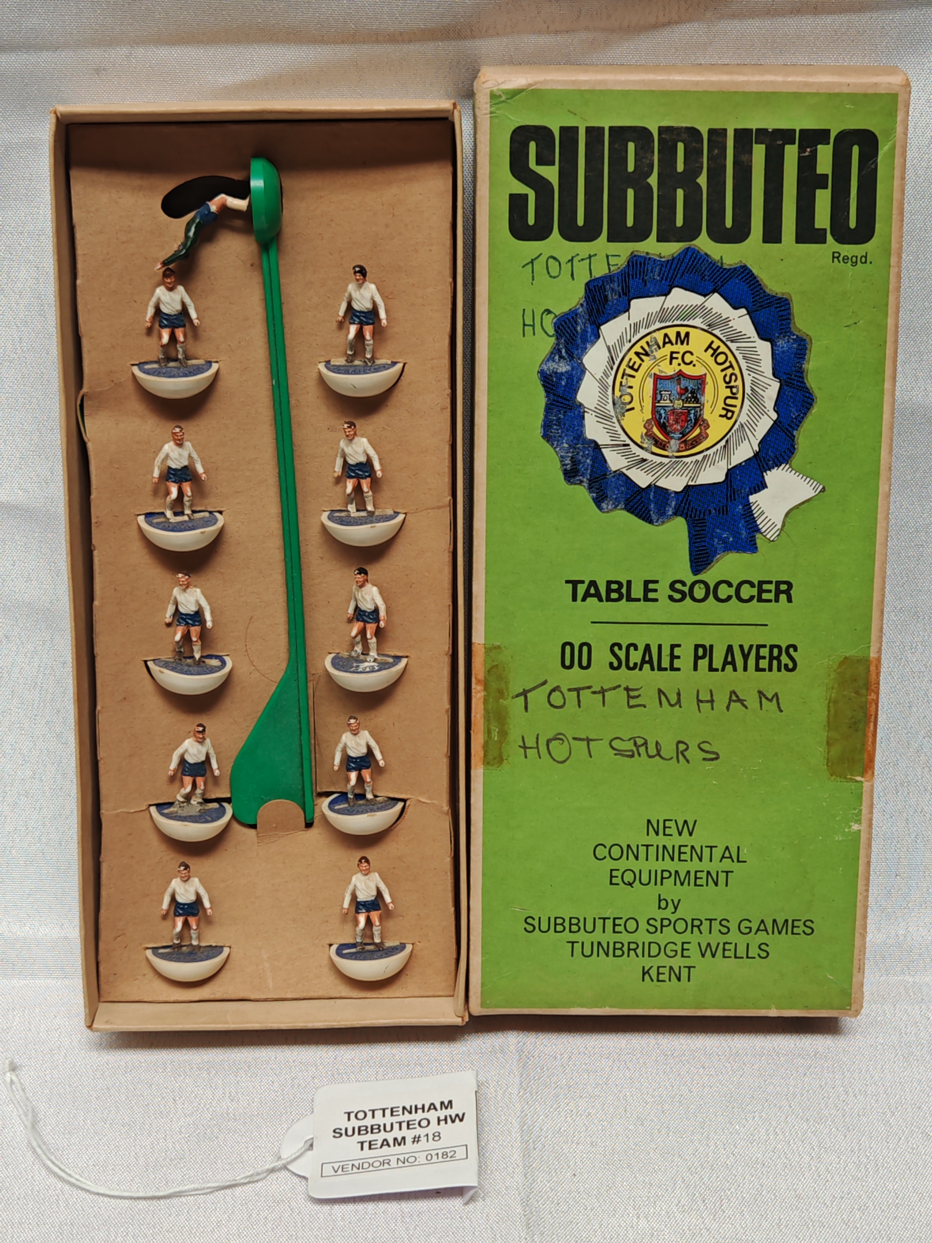 Vintage Subbuteo Heavyweight Team Ref. #18 Tottenham Hotspur