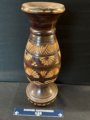 Vintage Hand-Carved Wooden Vase with Chip-Carved Geometric Motifs. A mid-20th century wooden 