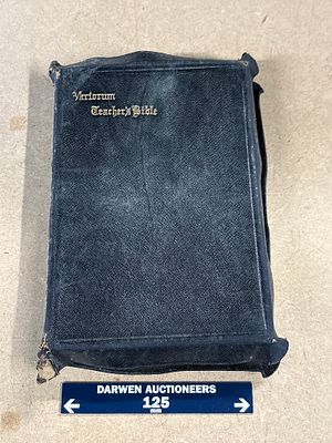 The Variorum Teacher's Edition of the Holy Bible. Eyre & Spottiswoode, c.1892. Edited by Rev. 