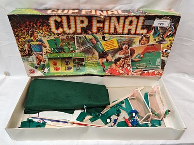 Peter Pan Playthings Cup Final Football Board Game