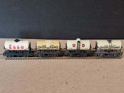 A Collection of Four Hornby Dublo OO Gauge Tank Wagons