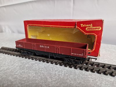 Tri-ang Railways OO Gauge R.219 Bogie Brick Wagon with Original Box
