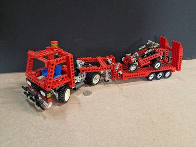 LEGO Technic 8872 Forklift Transporter