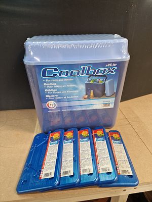 A ConnaBride 26 Litre Coolbox and an Assortment of Freez Board Ultra-Flat Ice Packs
