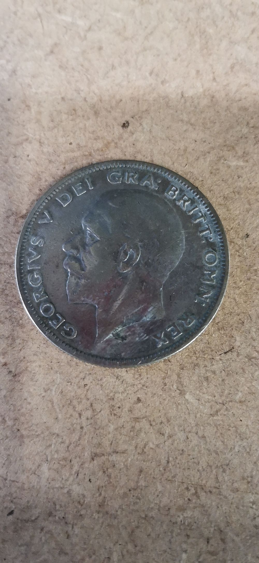 Lot 163: UK 1929 George V Silver Half-crown