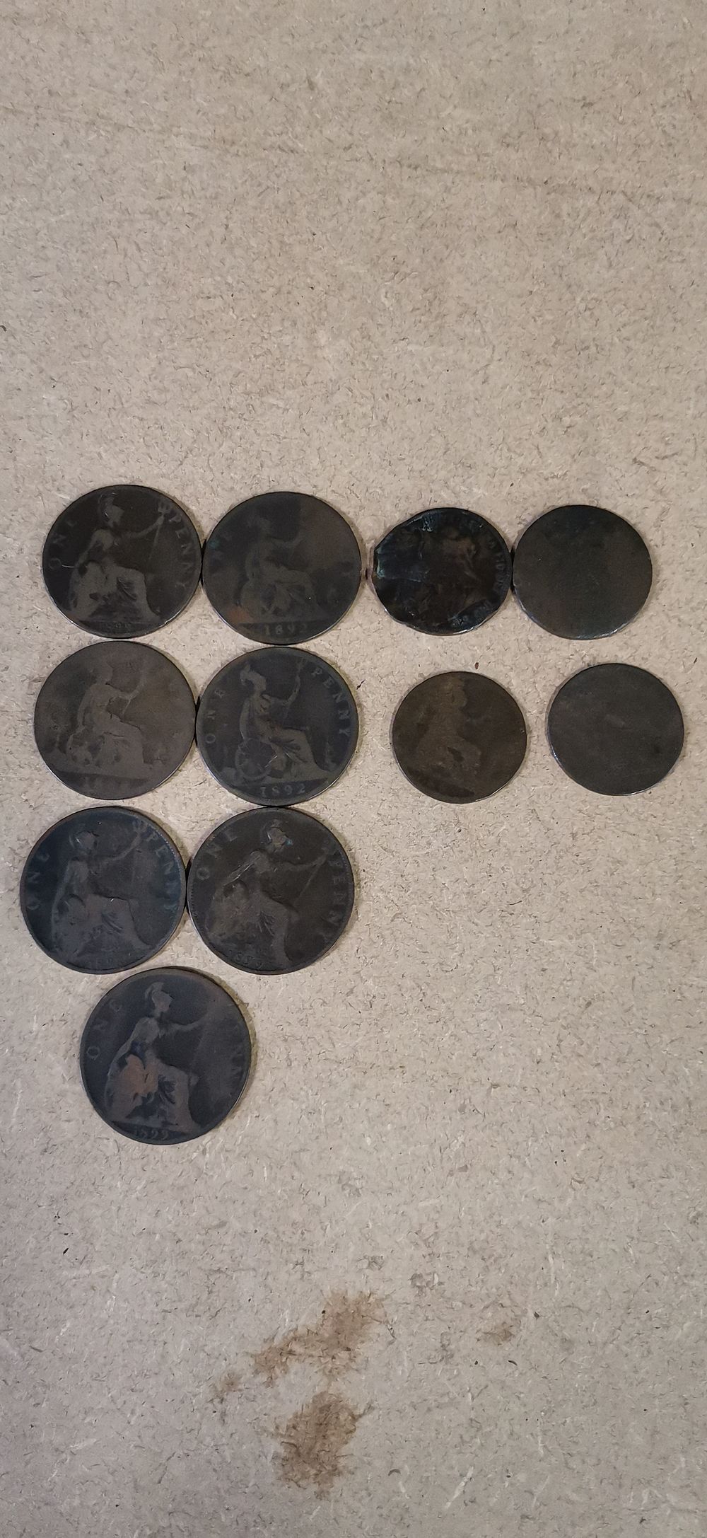 Lot 165: A Group of UK Victoria Bronze Coins